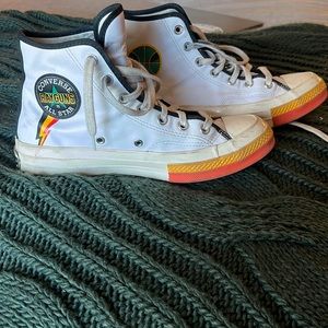 chuck Taylor ray gun converse